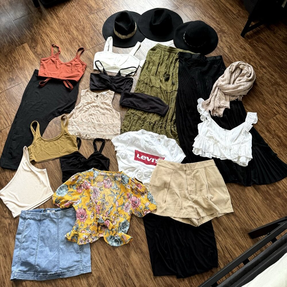 Summer Huge Lot Women’s Clothing 21pcs (Size M 4-6)
